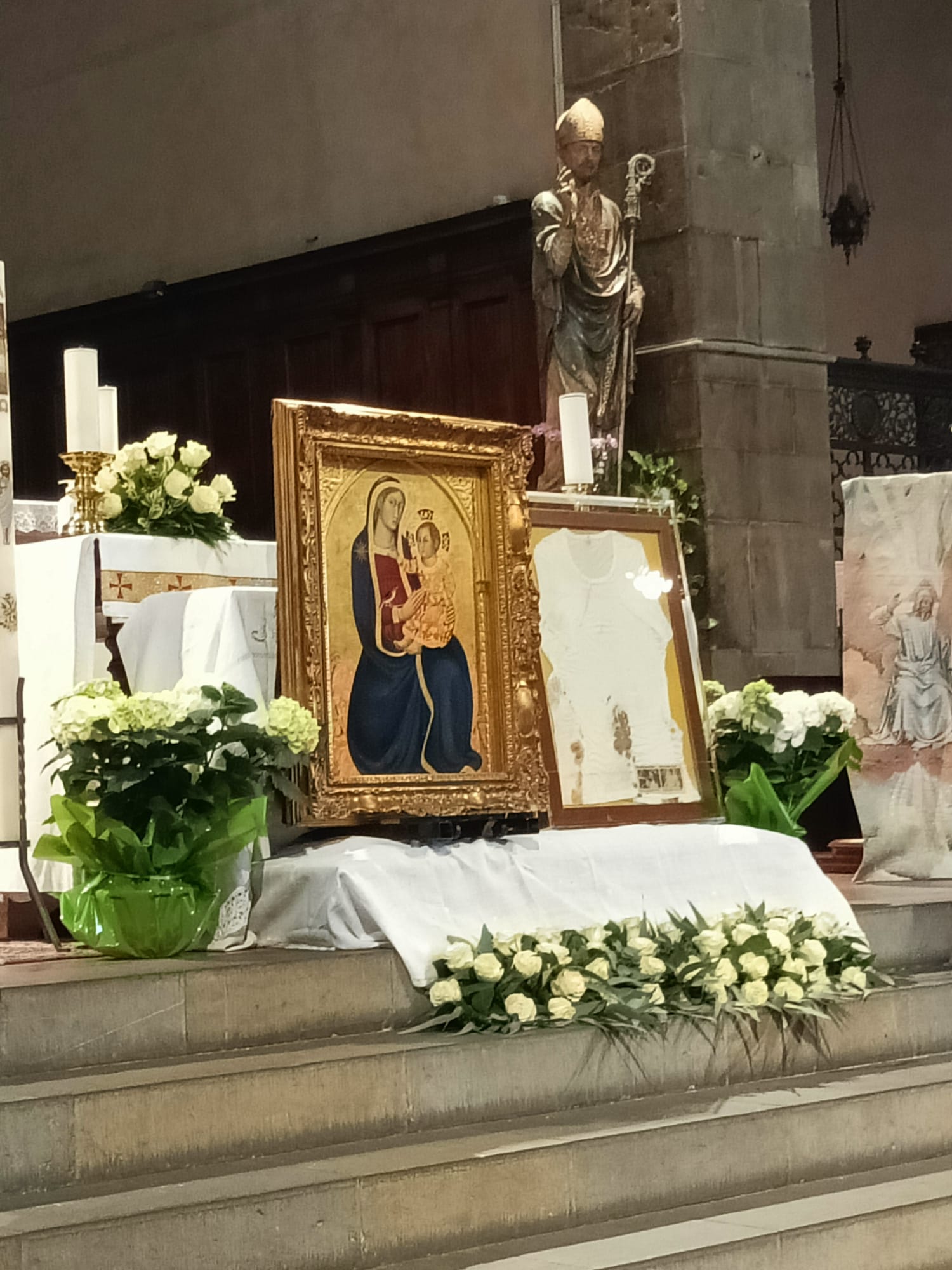 L’esposizione del quadro della Madonna di Montenero e la reliquia di Papa Santo. La relazione foto e video.