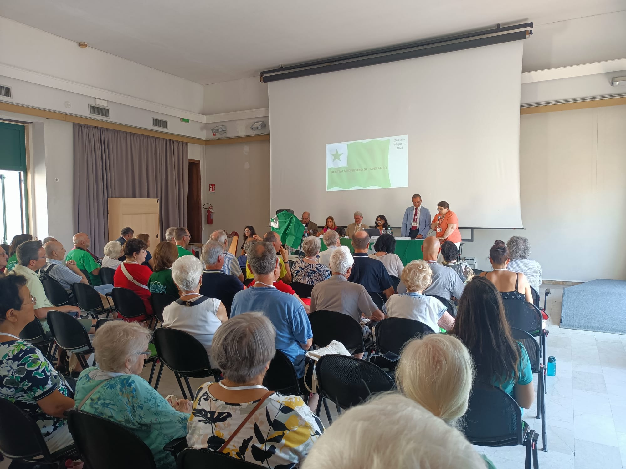 Il discorso del Console Onorario Barlacchi durante il 90° Convegno Internazionale degli Esperantisti a Montecatini Terme